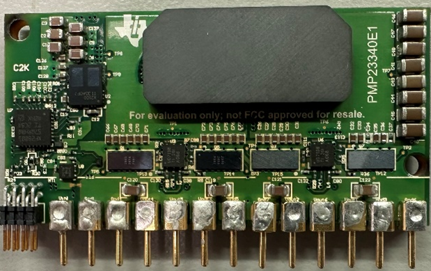  八分之一磚型 LLC 轉換器則是原型硬體。來源：德州儀器