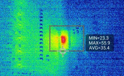  在環(huán)境溫度為 25°C 且所有通道均開啟時(shí)的 ISO1228 電路板溫度