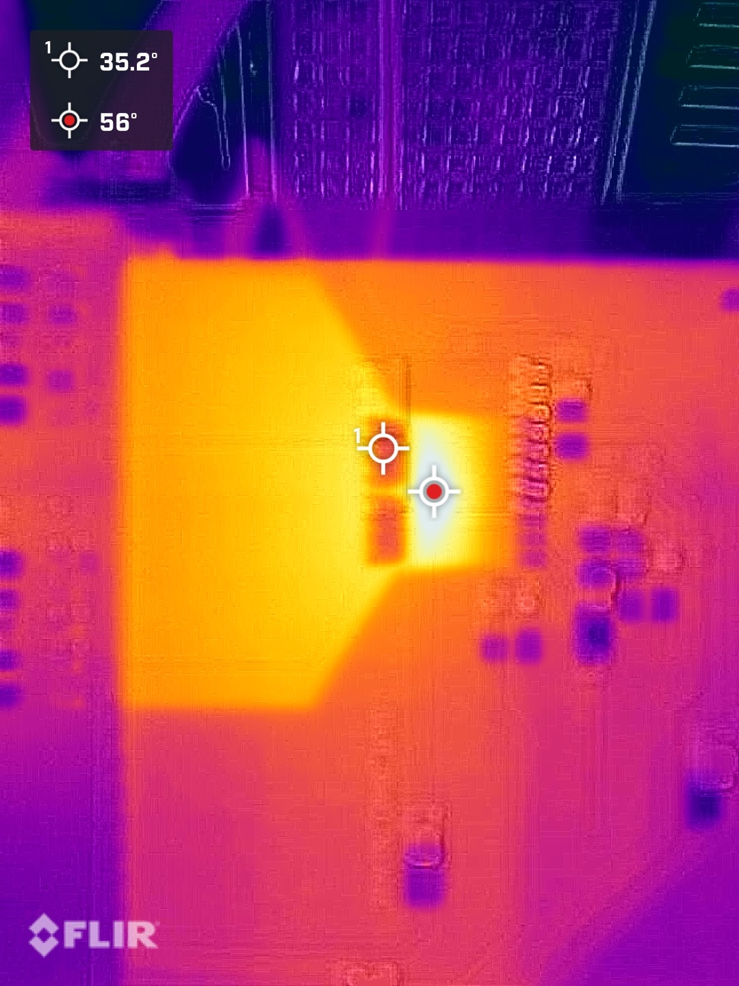  SOIC-10 封裝在 SOIC-16 焊盤布局上，初始時刻，SAC 水溶性焊膏