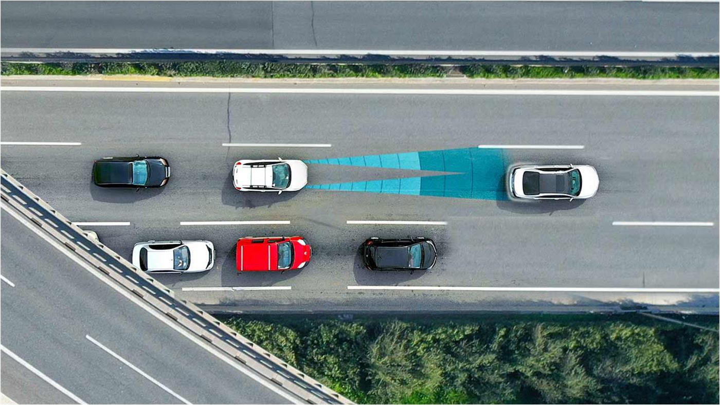  前置雷達(dá)系統(tǒng)旨在檢測和測量與前方車輛的距離