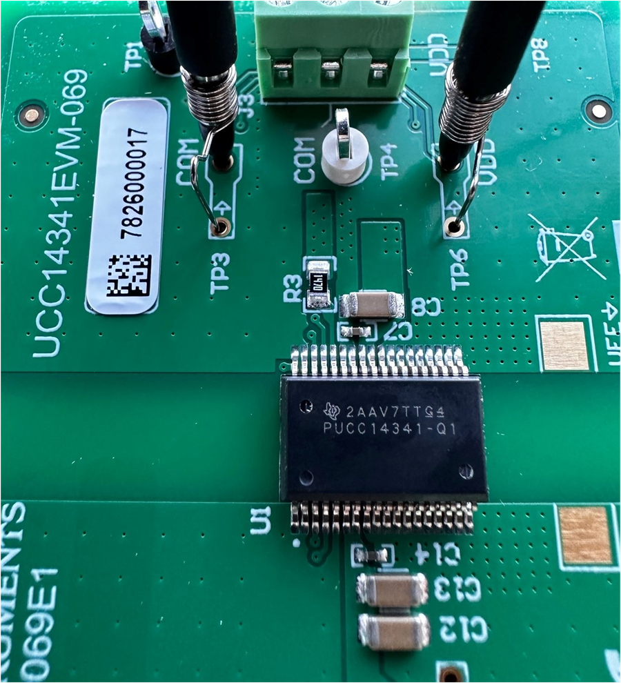 UCC14341EVM-069 UCC14341EVM-069,PCB 示波器探頭測試點 GUID-20230207-SS0I-2NNV-DX7R-QL8J2SVWDVZQ-low.png