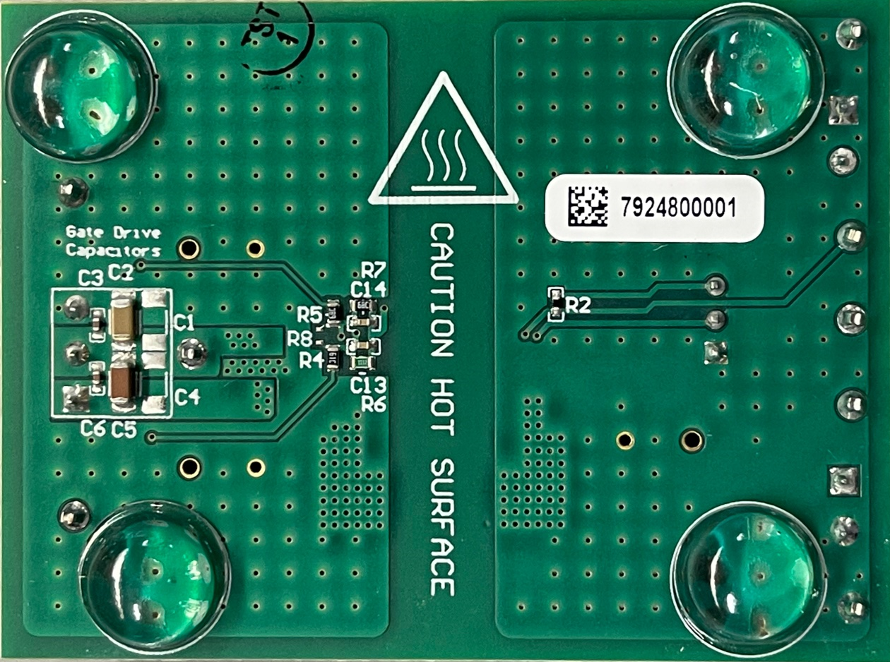 UCC14131-Q1 UCC14131EVM-070 UCC14141EVM-070(底視圖) GUID-89939E82-D0EB-4DE5-83D4-F15F87BE31EE-low.png