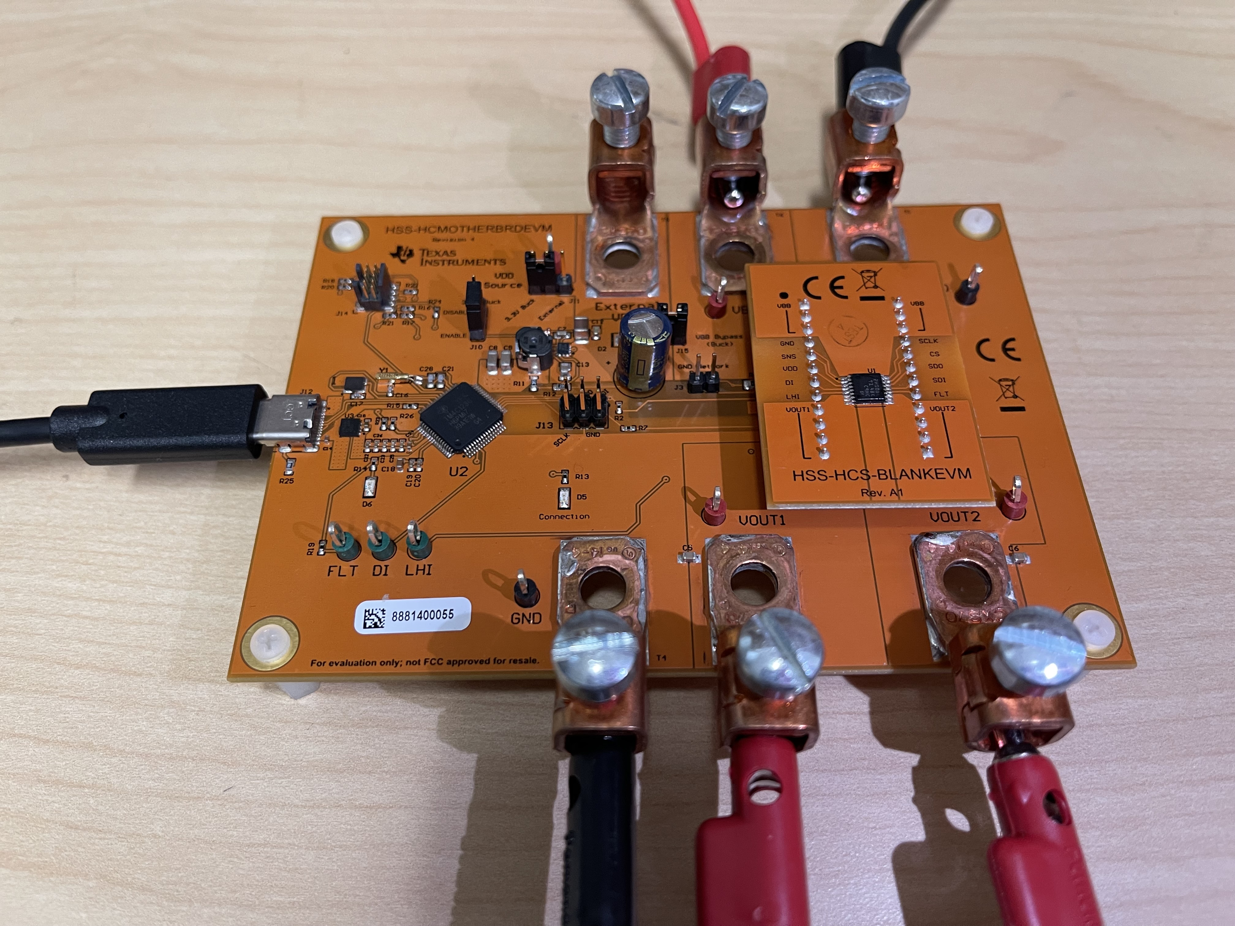 TPS2HCS10-Q1 電路板對齊