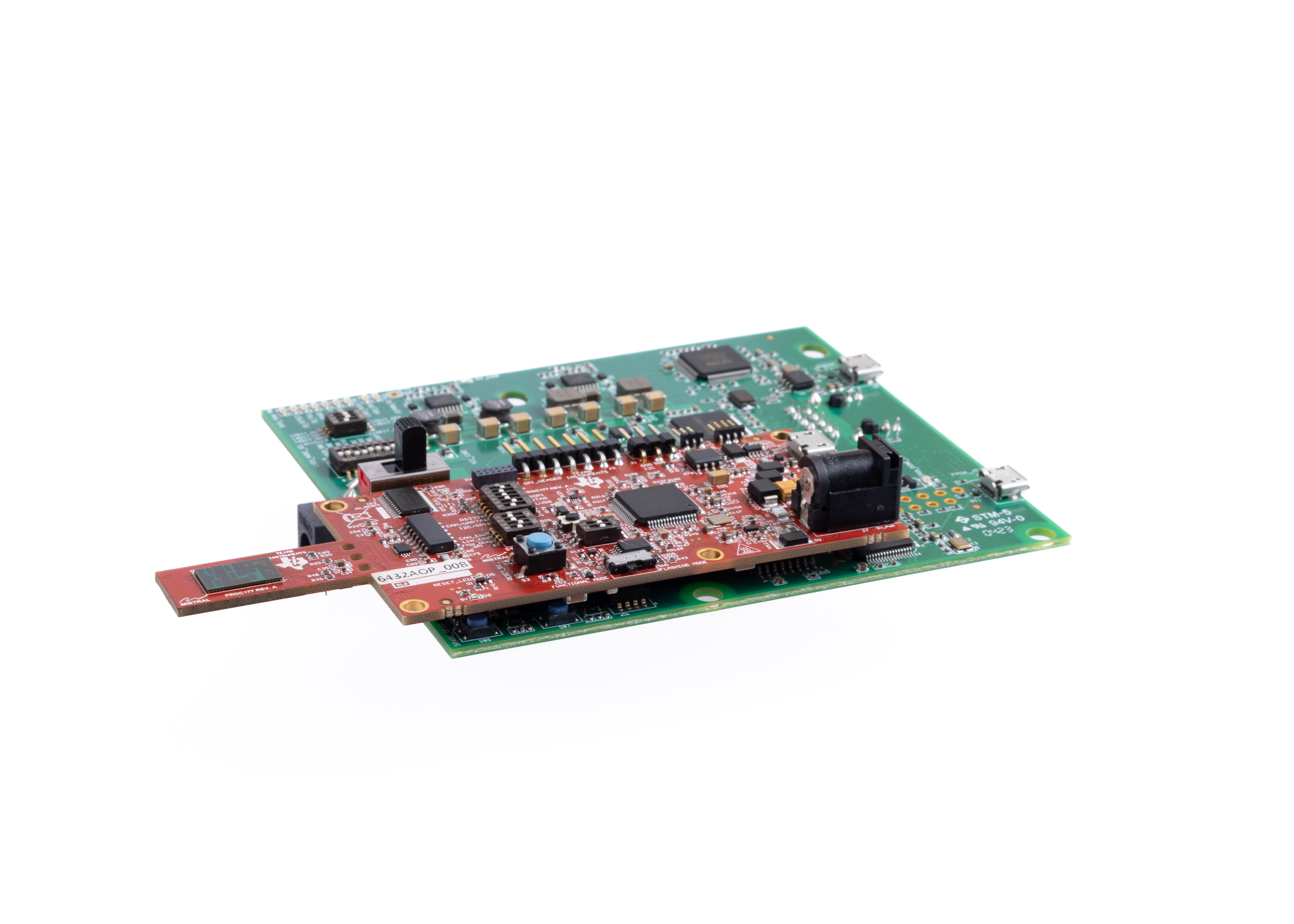 IWRL6432AOPEVM DCA1000EVM 模式（側視圖）