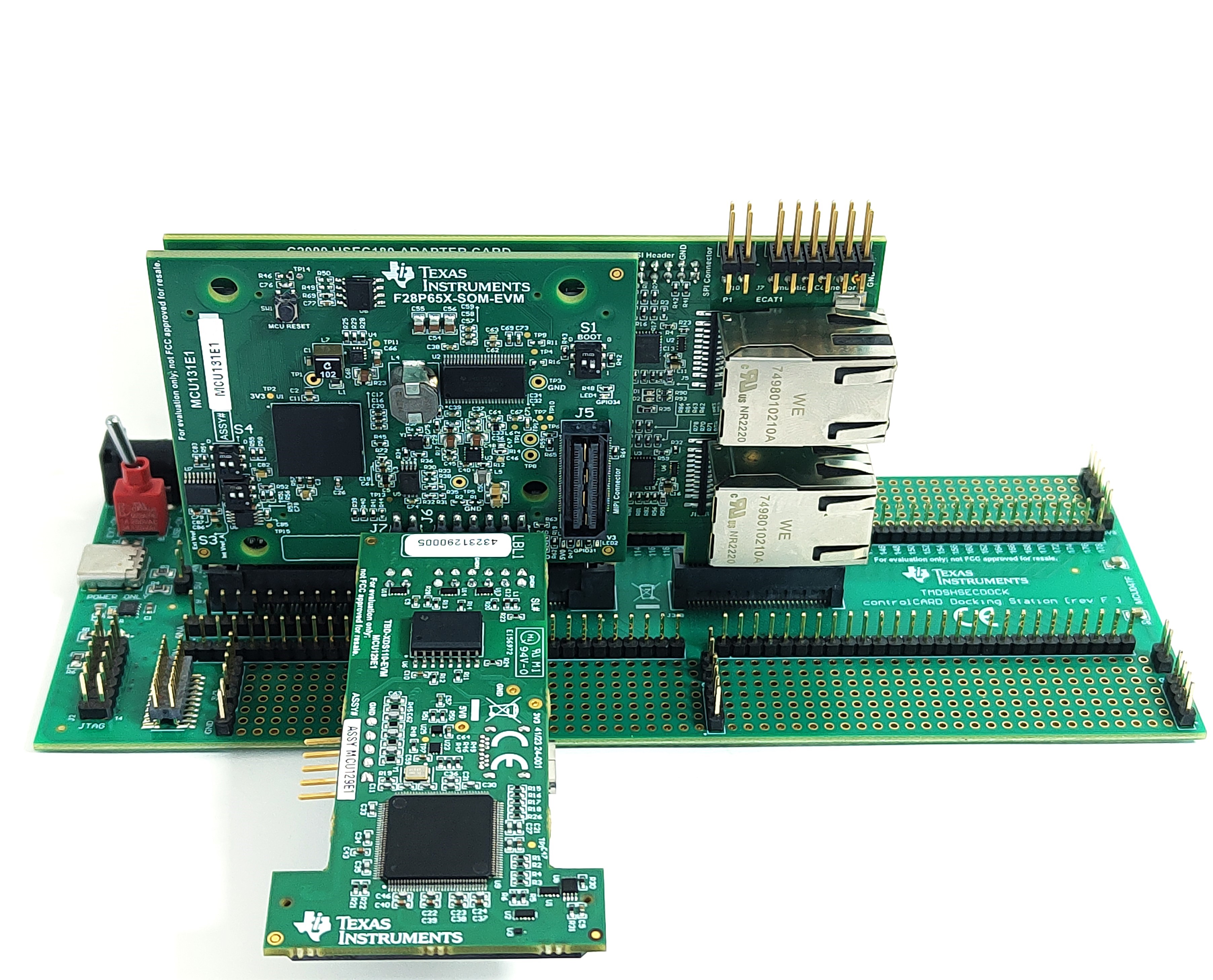 HSEC180ADAPEVM SOM 上的 HSEC 適配器和隔離式 XDS110