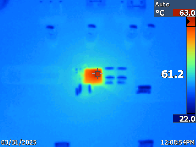 TPSM33620QEVM 熱捕獲，13.5VIN、3.3VOUT、2.2MHz、2A