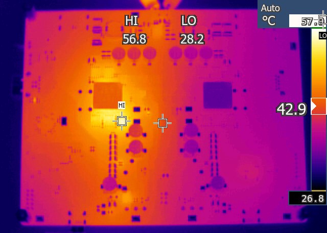 TPS26744EQ1EVM 熱像圖底部，端口 B